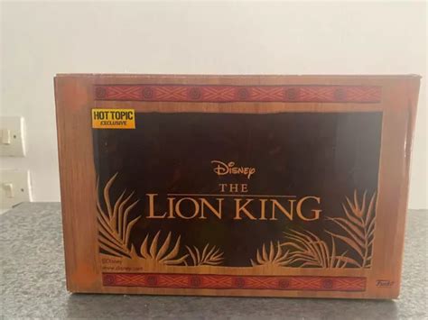 DISNEY TREASURES THE Lion King Hot Topic Funko Pop Only Box EUR PicClick IT