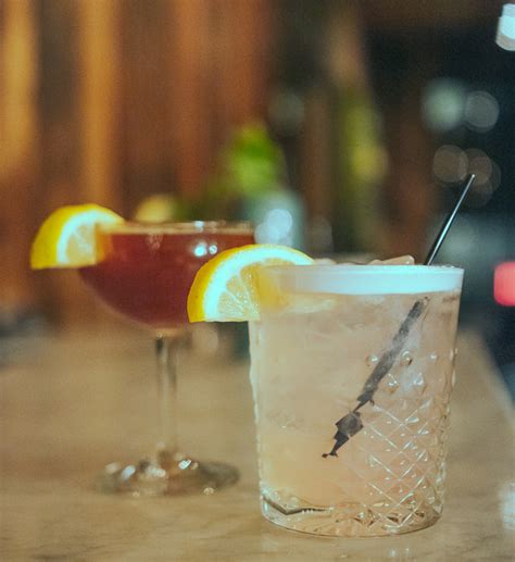 Best Happy Hour Nyc 2022 List Top Spots With Happy Hour Specials