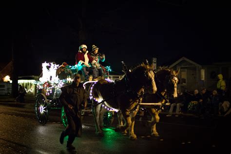 Photos Lyndens Lighted Christmas Parade 2015 Ourlynden