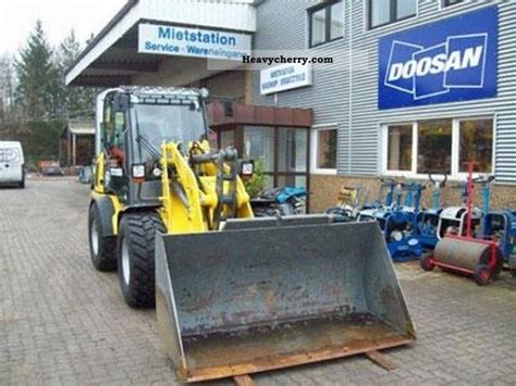 Wacker WL 57 2010 Wheeled loader Construction Equipment Photo and Specs