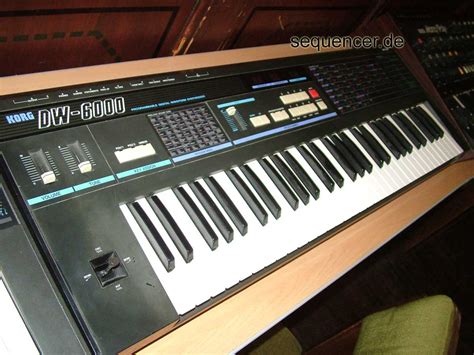 Korg Dw Hybrid Synthesizer