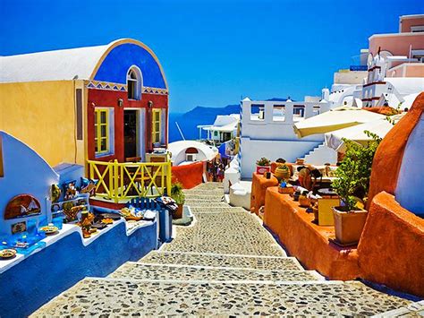 Neptune Blog | 5 Top-Rated Tourist Attractions on Santorini - Greece