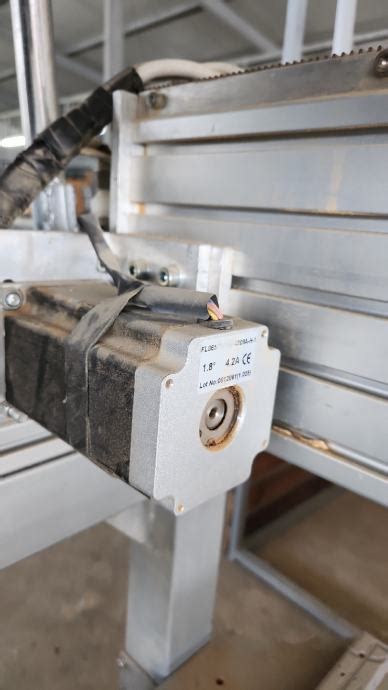 Cnc Obradni Stroj