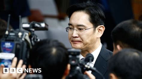 S Korea Corruption Prosecutors To Seek Arrest Warrant Bbc News