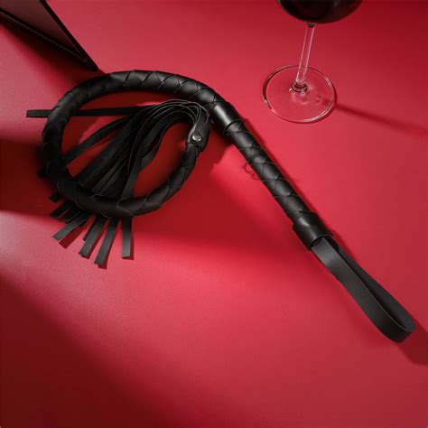 New Bdsm Pu Leather Whips Adults Tassel Tails Bondage Flogger Handle