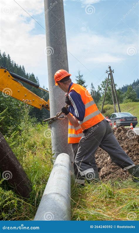 Builders Installing Utility Poles Along the Rode Editorial Photography ...