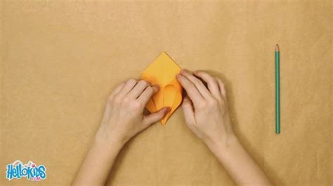 How to craft origami basket - Hellokids.com