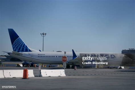 827 Boeing 737 Grounded Stock Photos High Res Pictures And Images