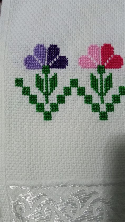 Newly Simple Attractive Cross Stitches Pattern Designe Collection