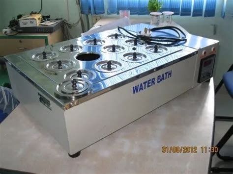 Stainless Steel Semi Automatic 6 Hole Laboratory Water Bath 220 V At