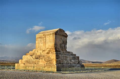 Tomb Of Cyrus The Great In Pasargadae Shiraz Iran Stock Foto