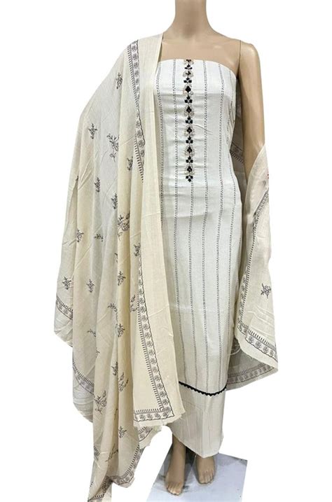 Off White Cotton Unstitched Suits At Rs 400 Piece Cotton Unstitched