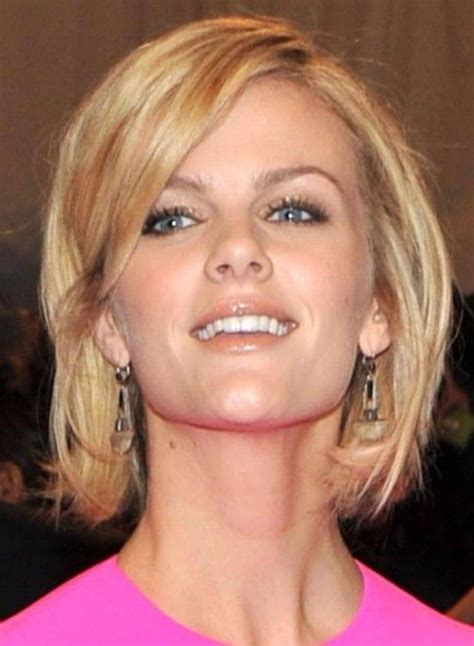 Most Suitable Hairstyles For Triangle Face Shape Cool Hairstyles