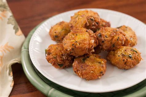 Andhra Style Makka Garelu Recipe Corn Vada Recipe By Archana S Kitchen