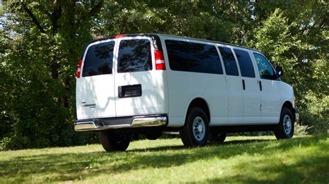 15 Passenger Van | Atlanta's Best Van Rental