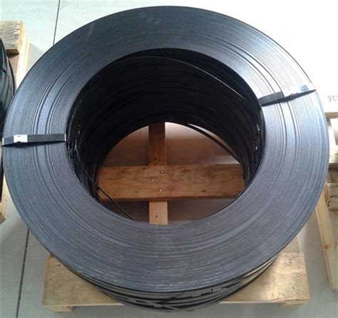 Black Painted Packaging Steel Strapping Size Thickness 0 4mm 1 0mm At