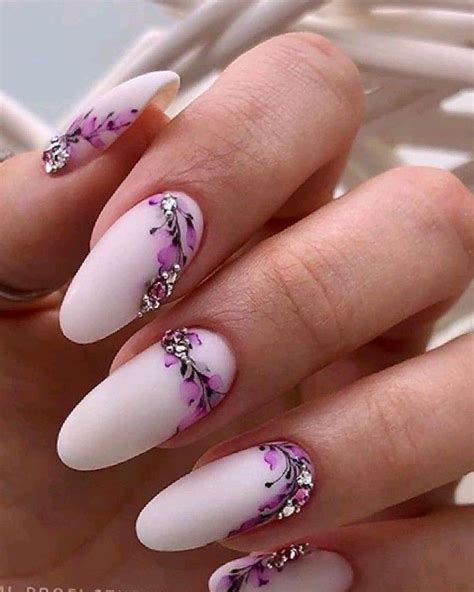 Pin By Hetvi Ramani On Pins By You Trendy Nails Subtle Nails Nail