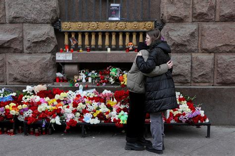 Aftermath In Moscow Russians Mourn Victims Of Concert Hall Attack