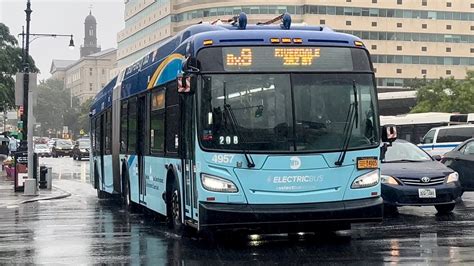 Nyct Bus New Flyer Xe On The Bx At Fordham Road And