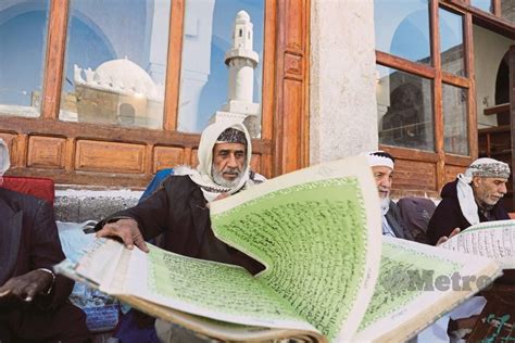 Perbanyak Solat Membaca Al Quran Dan Sedekah Harian Metro