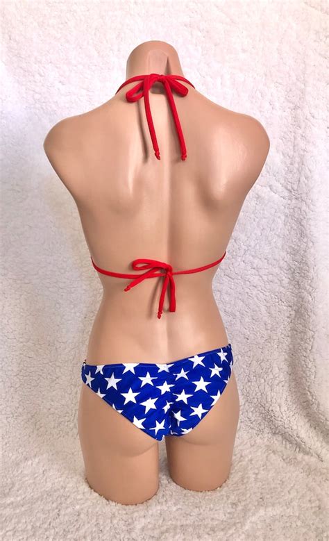 9 Hot Sexy Cari Cakes Bikini Pics