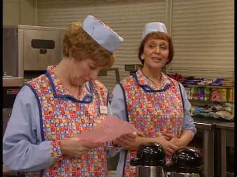 Dinnerladies - Series 2 - Episode 8 - Part 2 - YouTube