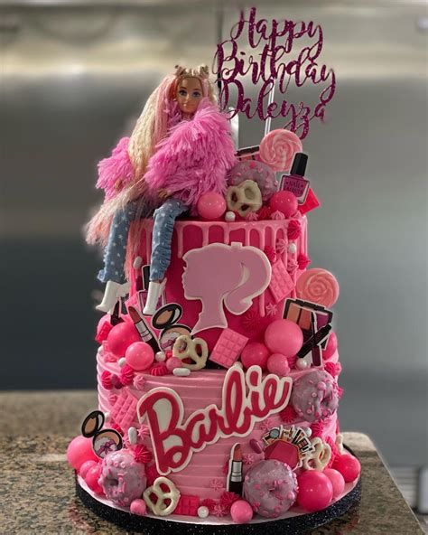 Pin By Ana Gabriela On 19 Gabriela Barbie Birthday Cake Barbie Cake Barbie Doll Cakes