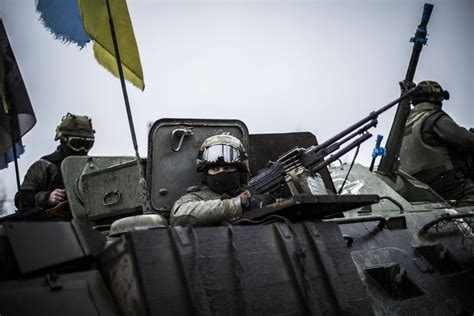 U S Considers Supplying Arms To Ukraine Forces Officials Say The