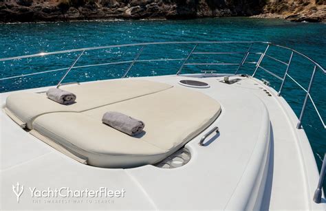 DREAM Yacht Photos - 21m Luxury Motor Yacht for Charter