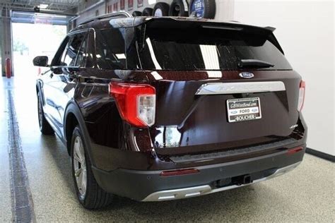 2022 Ford Explorer Jewel Red Metallic Tinted Clearcoat With 2 Miles