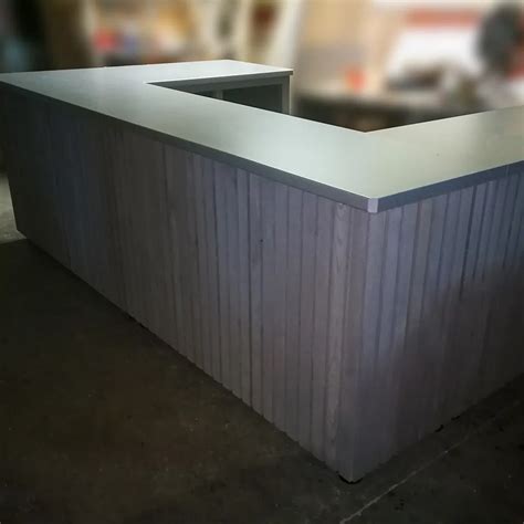 Rustic-Style Counter with Kitchen Surface | ColorWood Latvia