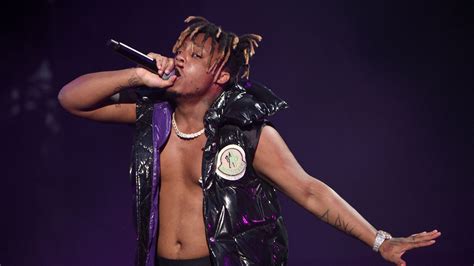 Juice Wrld Guns Metal Piercing Bullets And Drugs Found On Dead Rappers Jet Ents And Arts News