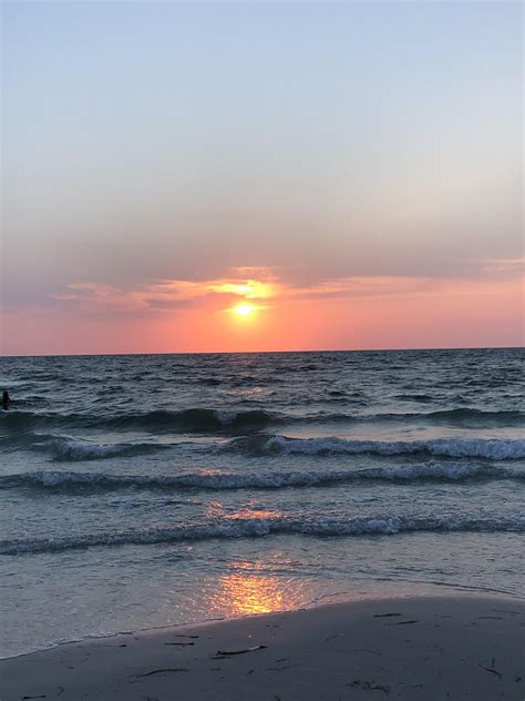 Sunset in Clearwater Beach, Fl : r/sunset