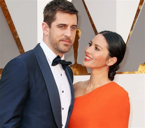 Olivia Munn Implying That Aaron Rodgers Is Gay Page