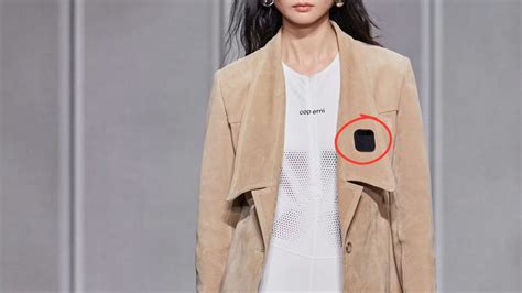 Naomi Campbell Rocks A Screenless Wearable Ai Pin With A Sneaky Sci Fi