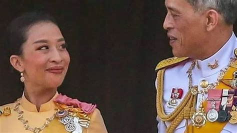 1400 Nude photo of Thailand s King s girlfriend leaked accusing Rani टरडग नयज