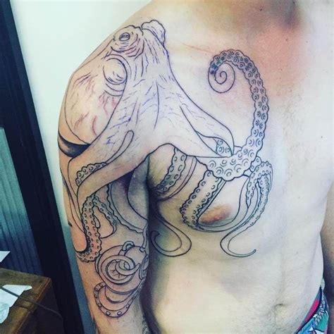 33 Best Japanese Octopus Back Tattoo Ideas