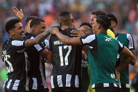 Marlon Freitas causou uma das maiores polêmicas da história no Botafogo