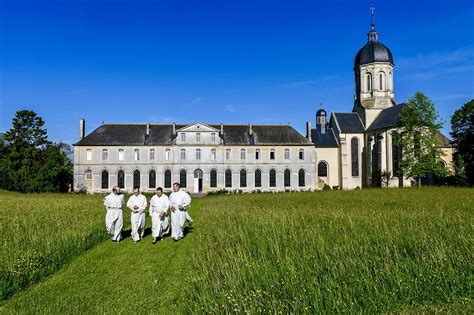 Abbaye Saint Martin De Mondaye Ritrit