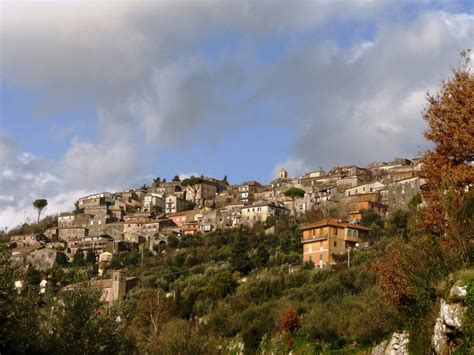 Top Borghi Da Vedere Nel Lazio Pleinair