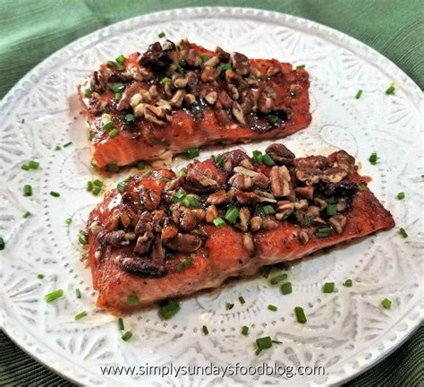 Maple Pecan Salmon Salmon Recipes Pecan Recipes Recipes