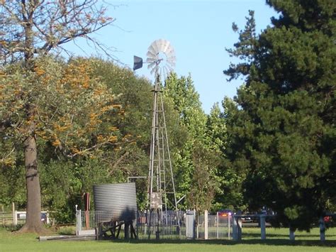 Sydney City And Suburbs Chipping Norton Homestead Park