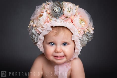 Pin By Leslie Rhoades On Cuteness Around The World Cutie Baby Face