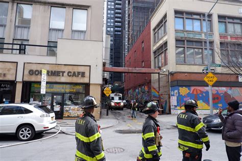 Gas leak causes schools to evacuate in Downtown Brooklyn • Brooklyn Paper
