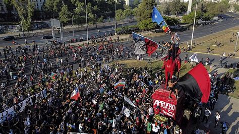 Por Que O Local Da Foto S Mbolo Dos Protestos De Internacional