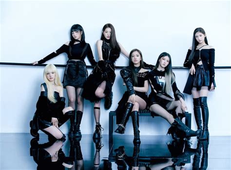 New K Pop Girl Groups Ready To Heat Up Music Market In 2022 The Korea