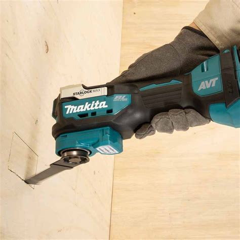 Makita Dtm52z 18v Brushless Multi Tool Lxt Starlock Body Only At Dandm Tools