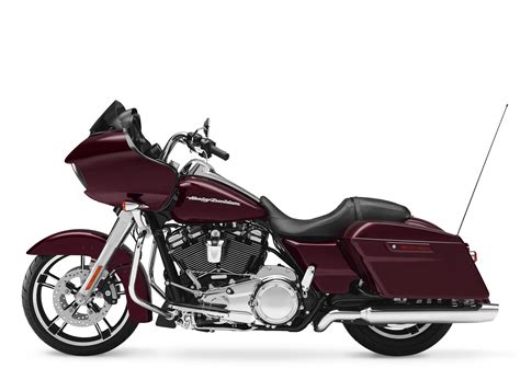 Motorrad Vergleich Harley Davidson CVO Road Glide FLTRXSE 2022 Vs