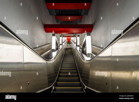Escalator Lighting Hi Res Stock Photography And Images Alamy