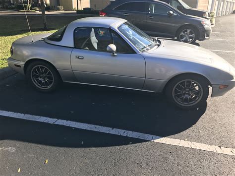 Na Miata Oem Hardtop Silver Miata Forumz Mazda Miata Chat Forums